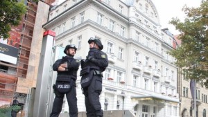 Germania Poliția a izolat zona din jurul unui hotel din Leipzig după o amenințare teroristă-1