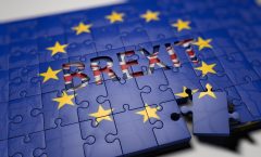 Acordul privind Brexit-ul generează reacţii mixte în presa britanică şi europeană