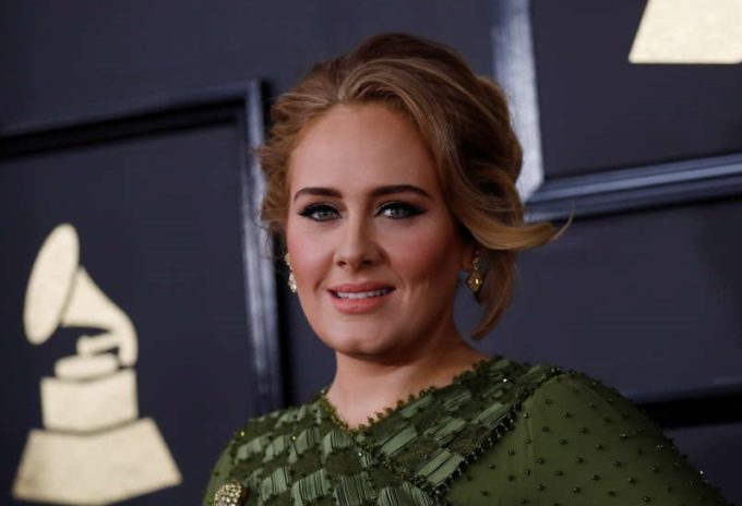 Adele rupe tăcerea cu privire la viaţa sa într-un interviu-confesiune pentru Vogue