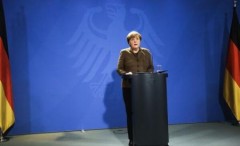 Angela Merkel avertizează că pericolul terorist rămâne prezent