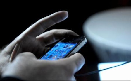 Aproape jumătate dintre români se tem că dispozitivele inteligente pe care le dețin pot fi controlate de hackeri