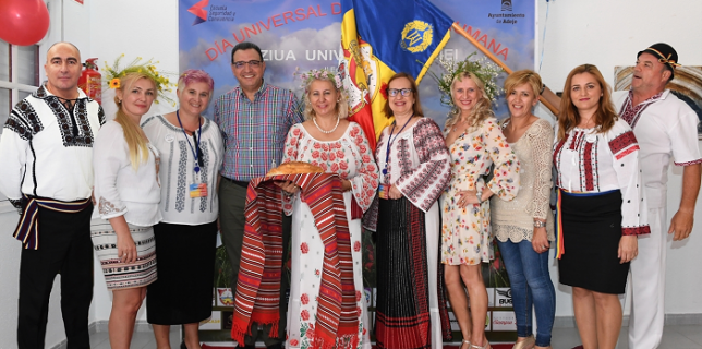 Asociația RumaCan Sărbătorirea Zilei Universale a Iei în Adeje Tenerife Insulele Canare-1