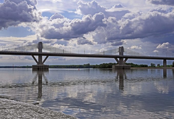 BTA: Bulgaria şi Romania demarează acţiunile pentru construirea celui de-al treilea pod peste Dunăre