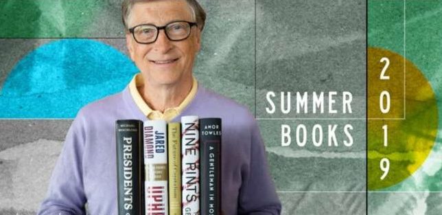 Bill Gates prezintă Lista cu recomandări de lectură pentru vara 2019