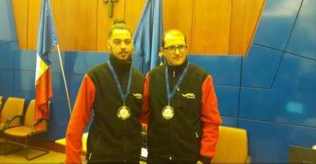 Bistrița-Năsăud – Primele medalii europene pentru România la atelaje trase de câini, aduse de un preot și un student