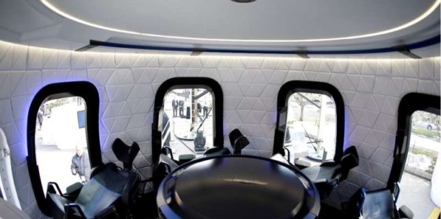 Blue Origin va trimite pentru prima dată oameni în spaţiu pe 20 iulie