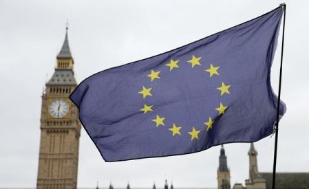 Brexit – UE va exclude serviciile financiare din acordul cu Regatul Unit (presă)