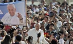 CENTENAR FATIMA Relația specială a papei Fancisc cu ziua de 13 mai și Fatima
