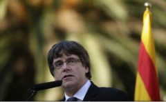 Carles Puigdemont declară că poate conduce Catalonia şi din Belgia