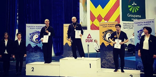 Claudiu Mihăilă a obținut 2 medalii de AUR la Campionatul Național de Kungfu din România