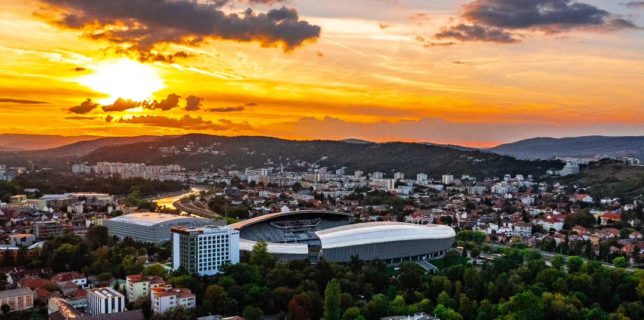 Cluj-Napoca se află printre cele 10 oraşe care au primit eticheta misiunii UE pentru neutralitate climatică în 2030