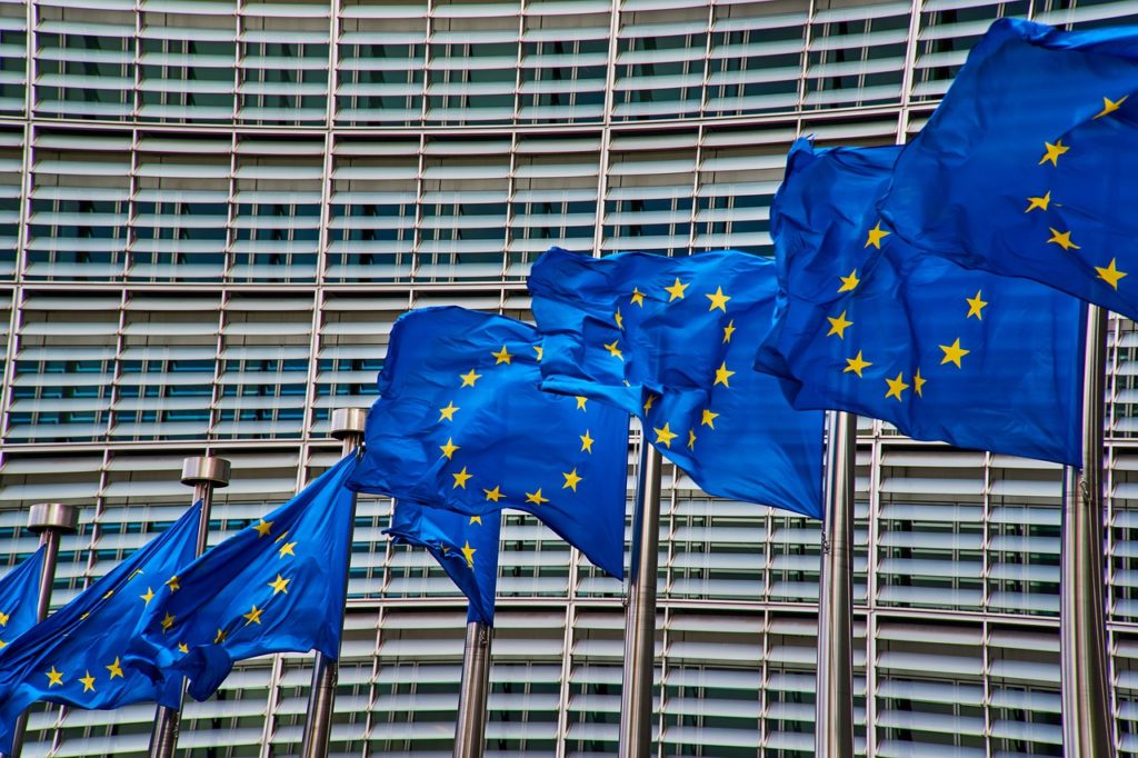 Comisia Europeană lansează un nou plan de acţiune privind uniunea vamală