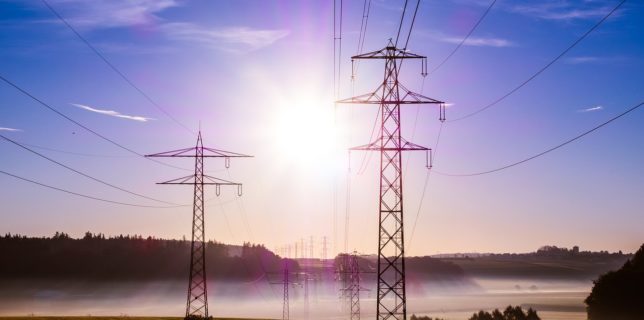 Comisia Europeană va ajuta statele membre să răspundă creşterii preţurilor la energie fără a încălca reglementările