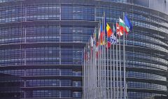Comisia Europeană va trimite România în faţa Curţii de Justiţie a UE pentru nerespectarea Directivei privind stocurile petroliere