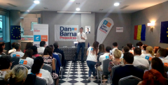 Dan Barna, candidatul USR-PLUS la alegerile prezidențiale a avut o întâlnire cu românii de la Madrid