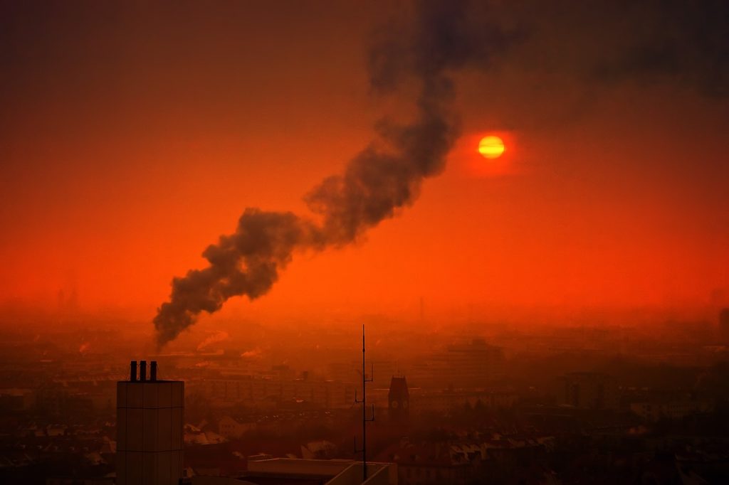 De unde vine poluarea? Poluarea aerului a ucis 476.000 de nou-născuţi în 2019