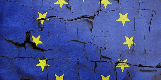 Dezintegrarea UE în următorii 20 de ani, o posibilitate realistă pentru mulţi europeni (sondaj)