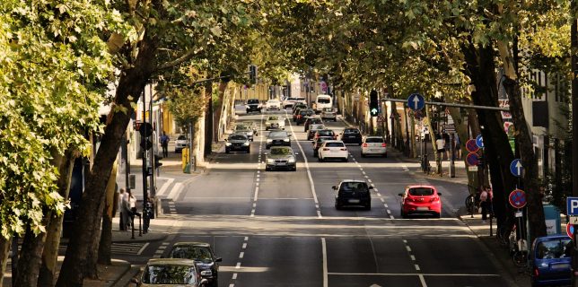 Din 2040 – Spania vrea să interzică vânzarea de autovehicule cu motoare pe benzină şi motorină
