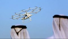 VIDEO: Dubaiul dorește să devină primul oraș din lume înzestrat cu taxiuri zburătoare