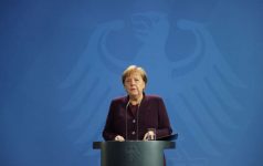 Dublu atac în Germania: Rasismul este o otravă, denunţă Angela Merkel