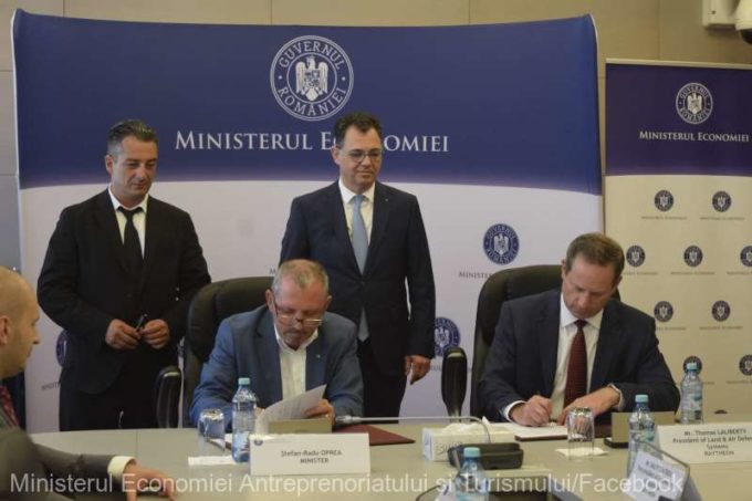 Electromecanica Ploieşti a semnat cu Raytheon Missiles&Defense o scrisoare de intenţie pentru producţia în România a rachetelor interceptoare SkyCeptor