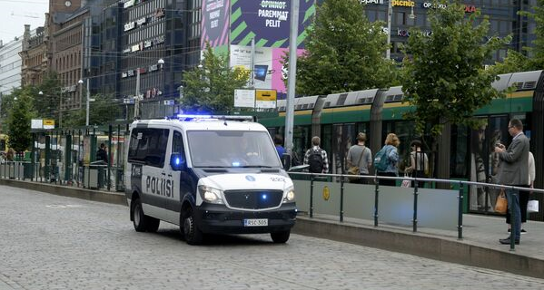 Finlanda Mai multe persoane au fost înjunghiate pe stradă un mort