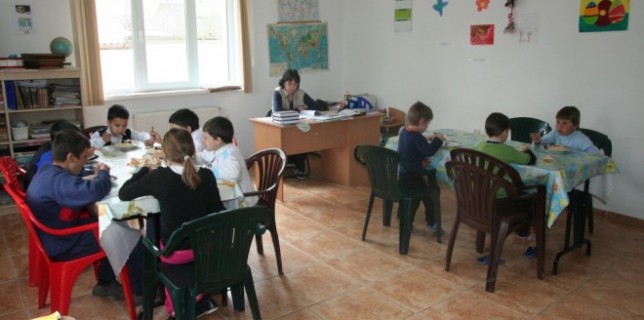 fondurile-europene-o-sansa-pentru-copiii-din-centrele-de-plasament