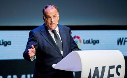 Fotbal – Cluburile i-au mărit salariul preşedintelui ligii spaniole, Javier Tebas, la 1,2 milioane euro
