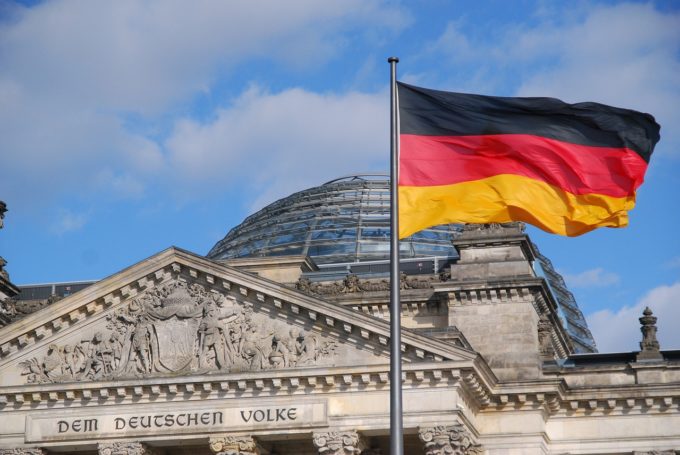 Germania relaxează regulile de carantină pentru călători, o decizie salutată de sectorul turismului
