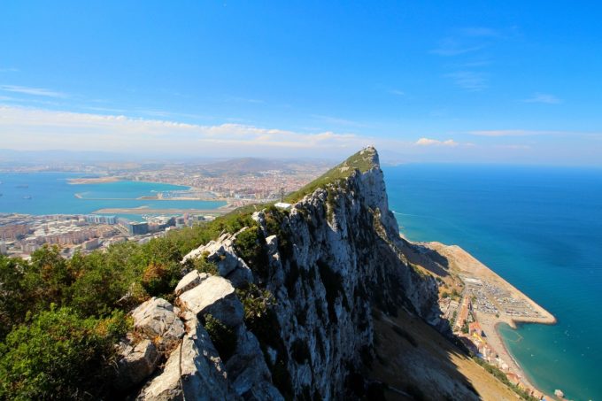 Gibraltar: Coaliţia aflată la putere, condusă de laburişti, câştigă la limită alegerile