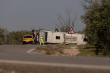 Grav accident în Spania: Un autobuz s-a răsturnat, doi români au murit