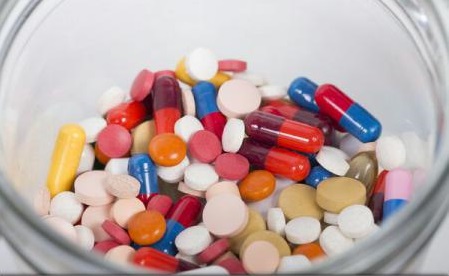 Guvern – 13 noi medicamente intră pe listele acordate compensat și gratuit