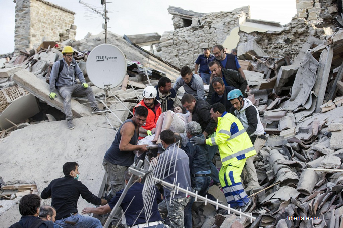 Guvernul-alocă-ajutoare-de-urgență-6000-euro-pentru-copiii-orfani-după-cutremurul-din-Italia
