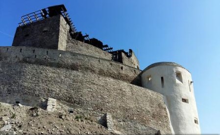 Hunedoara – Cetatea Deva, promovată de operatorii de turism chinezi în circuitele europene