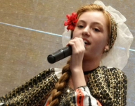 Ilona Andreea Amieroaie cucerește inimi cu glasul ei, o stea în devenire a muzicii populare românești