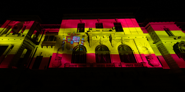 Iluminarea Palatului Cotroceni în culorile drapelului spaniol în semn de solidaritate cu Regatul Spaniei și poporul spaniol