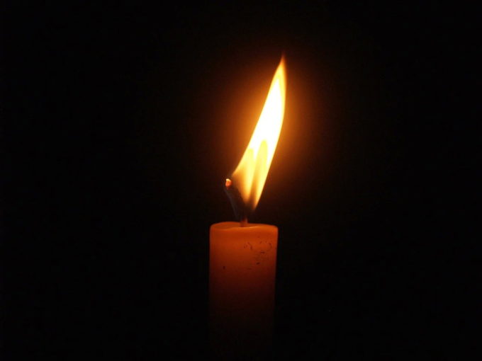 Incendiu Neamţ/Patriarhul Daniel: Ne rugăm pentru odihna sufletelor celor decedaţi şi pentru însănătoşirea celor răniţi