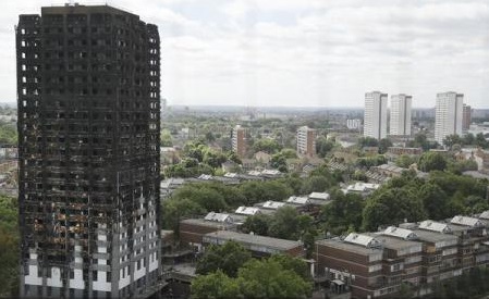 Incendiu la Londra-anchetă – Municipalitatea a vrut să facă economii la renovare (presă)