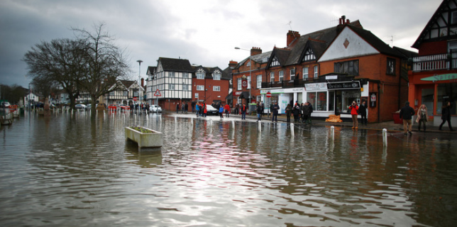 Inundații-în-Marea-Britanie-David-Cameron-promite-desfășurarea-unor-trupe-suplimentare