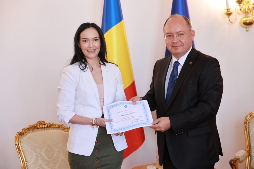 Lansarea celei de-a patra ediții a concursului „Tineri ambasadori ai României”