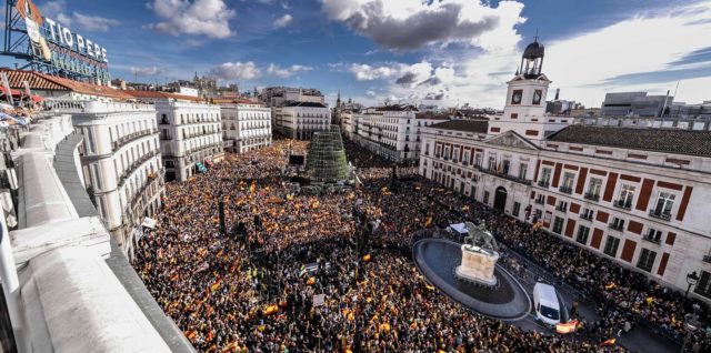 Manifestaţii în toată Spania împotriva premierului Sanchez şi a amnistiei pentru separatiştii catalani