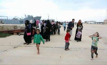 Migranți vânduți la licitație în ‘piețele de sclavi’ din Libia (reportaj ABC)