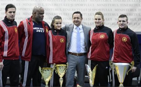 Ministrul Dunca – Mulțumesc Federației Române de Fotbal-Tenis că prin performanța deosebită obținută la Europene promovează România