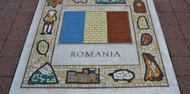 Ministrul Intotero – Învăţământul în limba română este esenţial în afara graniţelor