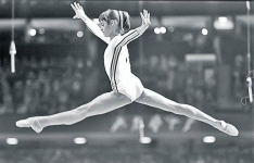 Nadia Comaneci - ícono de la gimnasia olímpica - 36 años de su retiro