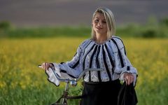 Neamţ: De Sânziene, ia românească va fi sărbătorită pe biciclete