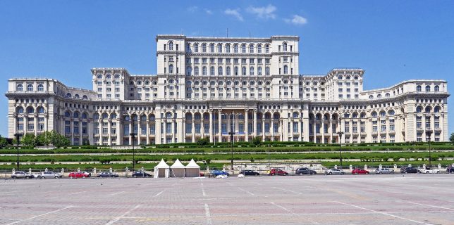 New York Times – România slăbeşte legislaţia privind abuzul în serviciu în doar trei zile