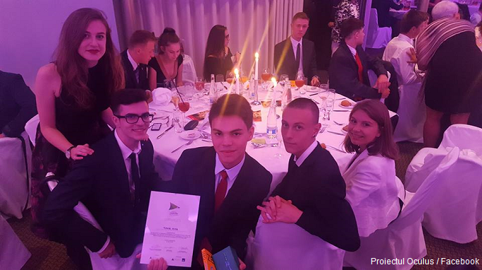 O-echipă-de-elevi-români-a-câștigat-Premiul-pentru-Excelență-în-IT-la-Lucerna