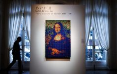 O versiune a tabloului ''Mona Lisa'' realizată din cuburi Rubik, vândută la licitaţie cu aproape 500.000 de euro