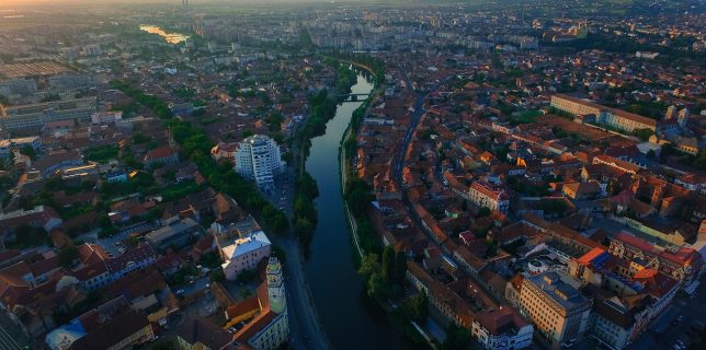 Opt dintre cele mai mari oraşe din România generează peste jumătate din PIB (ambasador)